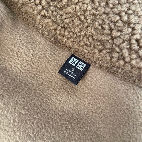 *SOLD* Uniqlo long teddy coat - Picture 3 of 3